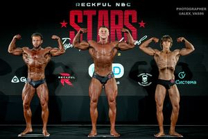 CLASSIC PHYSIQUE ЮНИОРЫ STARS